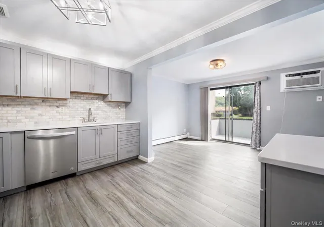 Listing Photo 5 - Condo for sale in building located at 202 Country Clb Ln, Haverstraw, NY 10970