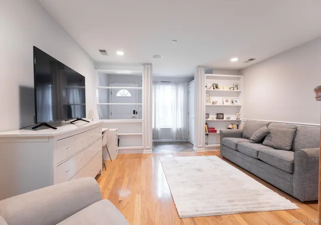 Photo 3 of Condo for sale at 32 Bridge Ln, Haverstraw, NY 10927 | MLS# 1044083 | Listing updated on 2026-09-08