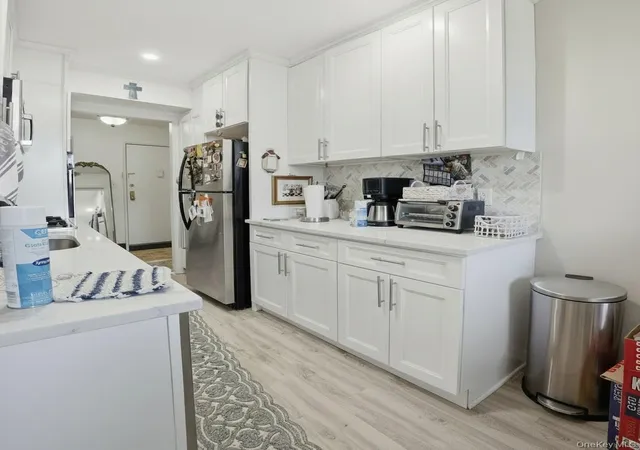 Photo 3 of Sale Pending at 60 Hempstead Ave #2H, Hempstead, NY 11563 | MLS# 1044097 | Listing updated on 2026-10-05