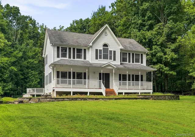 Photo 2 of Single family home for sale at 151 Bowser Rd, Middletown, NY 10940 | MLS# 1044102 | Listing updated on 2026-09-20