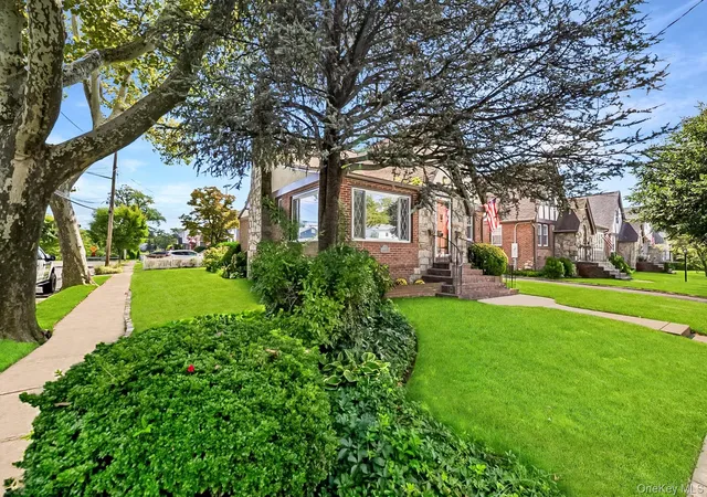 Photo 3 of Sale Pending at 157 Oceanview Rd, Hempstead, NY 11518 | MLS# 1044138 | Listing updated on 2026-10-01