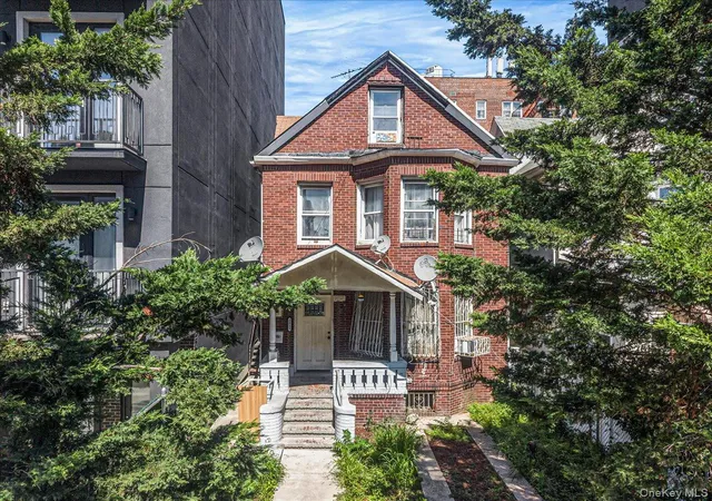 Photo 3 of Multi family home for sale at 2811 Clarendon Rd, New York, NY 11226 | MLS# 1044165 | Listing updated on 2026-09-02