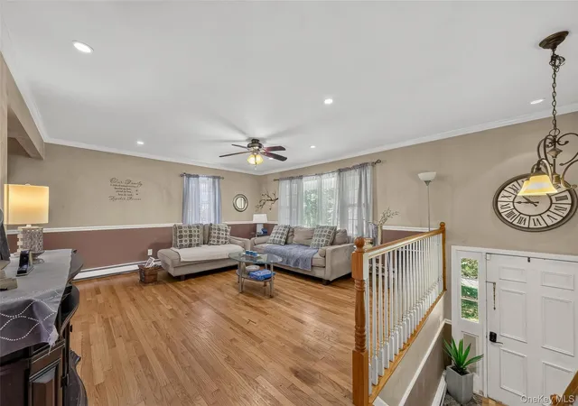 Photo 3 of Single family home for sale at 15 Oscawana Hts Rd, Putnam Valley, NY 10579 | MLS# 1044209 | Listing updated on 2026-09-14