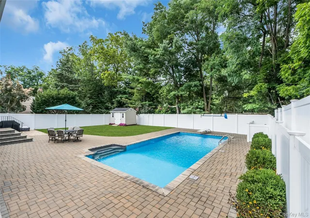 Photo 32 of Single family home for sale at 19 Opal Ct, Smithtown, NY 11788 | MLS# 1044212 | Listing updated on 2026-09-02