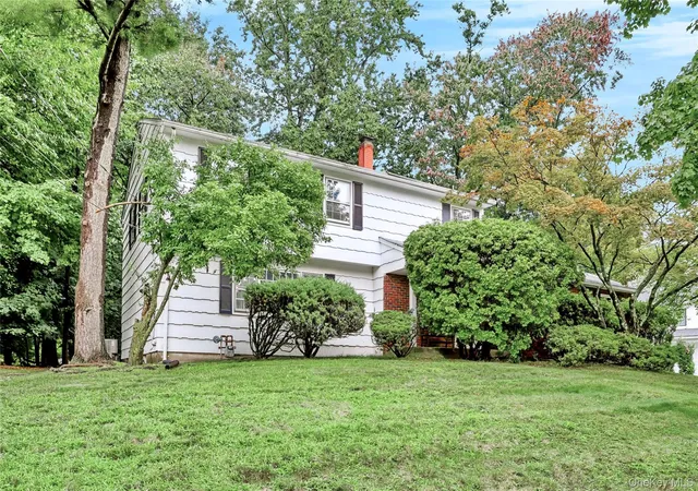 Photo 25 of Sale Pending at 9 Bluejay St, Ramapo, NY 10977 | MLS# 1044253 | Listing updated on 2026-09-18