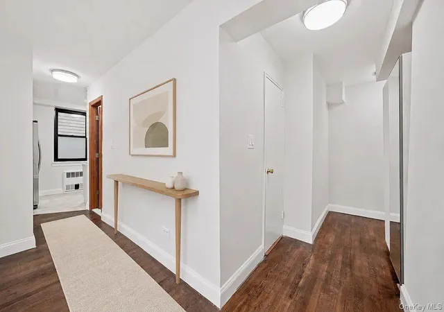 Photo 3 of House for sale at 50-21 39Th Pl #2E, New York, NY 11104 | MLS# 1044256 | Listing updated on 2026-10-05