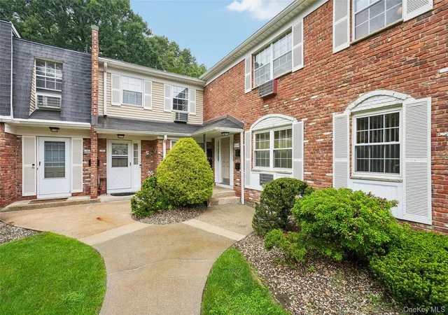 Photo 2 of Condo for sale at 192 Doxbury Ln, Ramapo, NY 10901 | MLS# 1044261 | Listing updated on 2026-09-27