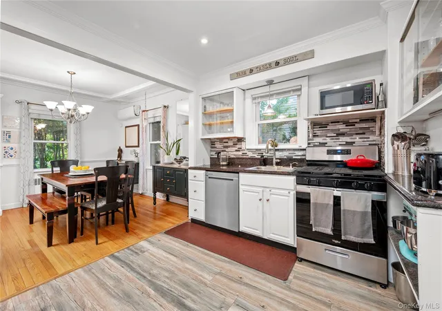 Photo 3 of Sale Pending at 37 ( Aka 39 ) Sunrise Ter, Yonkers, NY 10703 | MLS# 1044281 | Listing updated on 2026-10-07