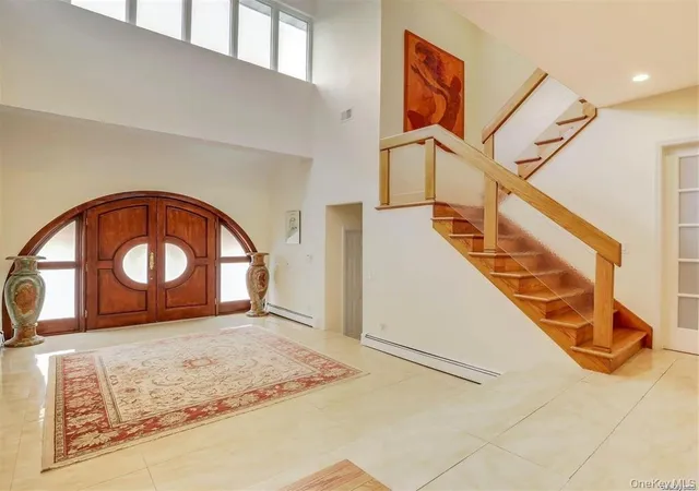 Photo 3 of Single family home for sale at 5 Woodfield, Oyster Bay, NY 11545 | MLS# 1044302 | Listing updated on 2026-09-19