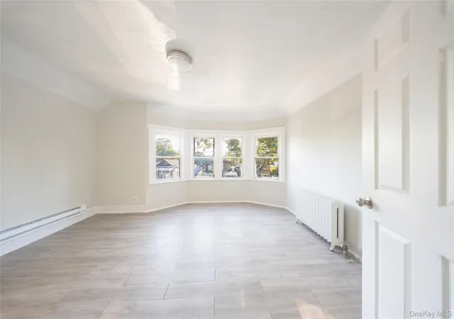 Listing Photo 4 - Condo for sale in building located at 324 Underhill Ave, New York, NY 10473