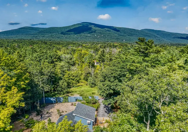 Photo 3 of Single family home for sale at 25 Terra Rd, Saugerties, NY 12477 | MLS# 1044338 | Listing updated on 2026-09-12