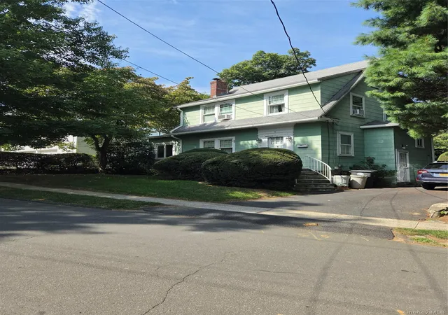 Photo 1 of Sale Pending at 3 Emerson Pl, Harrison, NY 10528 | MLS# 1044411 | Listing updated on 2026-10-08