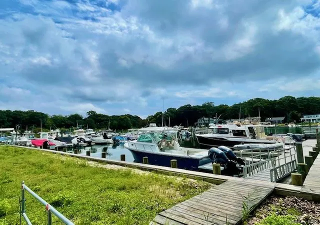 Photo 3 of Single family home for sale at 650 Grove Dr, Southold, NY 11971 | MLS# 1044427 | Listing updated on 2026-10-25