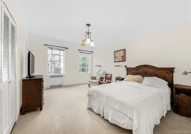 Photo 4 of House for sale at 3001 Henry Hudson Pkwy #2H, New York, NY 10463 | MLS# 1044467 | Listing updated on 2026-10-01
