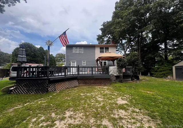 Photo 3 of Single family home for sale at 42 Breston Dr W, Brookhaven, NY 11967 | MLS# 1044478 | Listing updated on 2026-10-07
