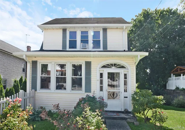 Photo 1 of Single family home for sale at 66 Page Ave, Yonkers, NY 10704 | MLS# 1044483 | Listing updated on 2026-09-06