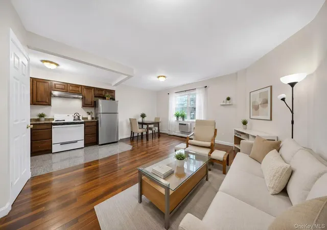 Listing Photo 4 - Condo for sale in building located at 10005 37th Ave, New York, NY 11368 - Unit #1B