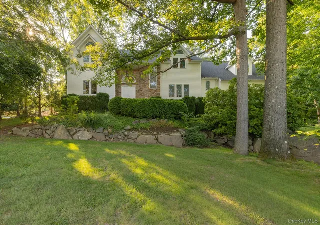 Single family home for sale at 11 Hawk Nest Rd, Stony Point, NY 10986 | MLS# 1044541