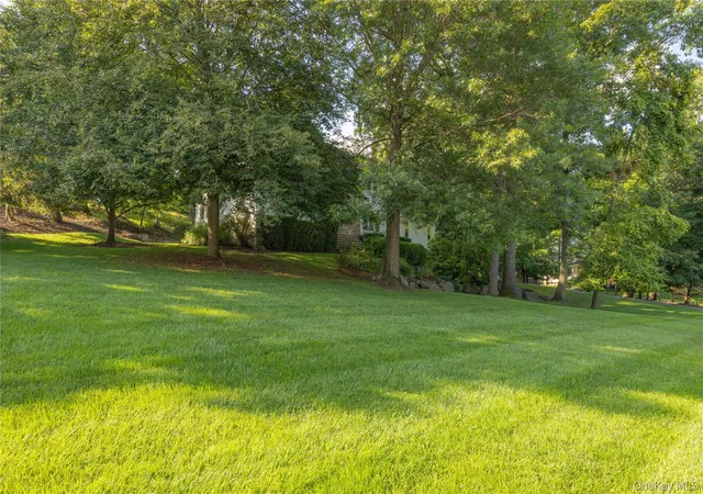 Photo 35 of Single family home for sale at 11 Hawk Nest Rd, Stony Point, NY 10986 | MLS# 1044541 | Listing updated on 2026-09-27