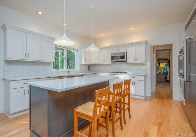 Photo 4 of Single family home for sale at 11 Hawk Nest Rd, Stony Point, NY 10986 | MLS# 1044541 | Listing updated on 2026-09-27