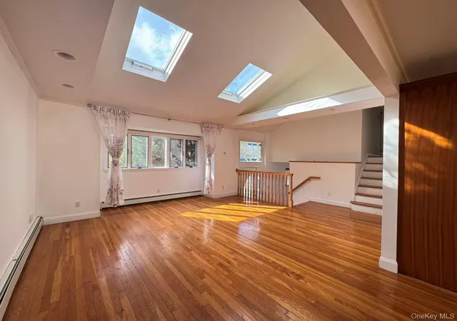 Photo 3 of Single family home for sale at 7 5th Place, Oyster Bay, NY 11791 | MLS# 1044687 | Listing updated on 2026-10-03