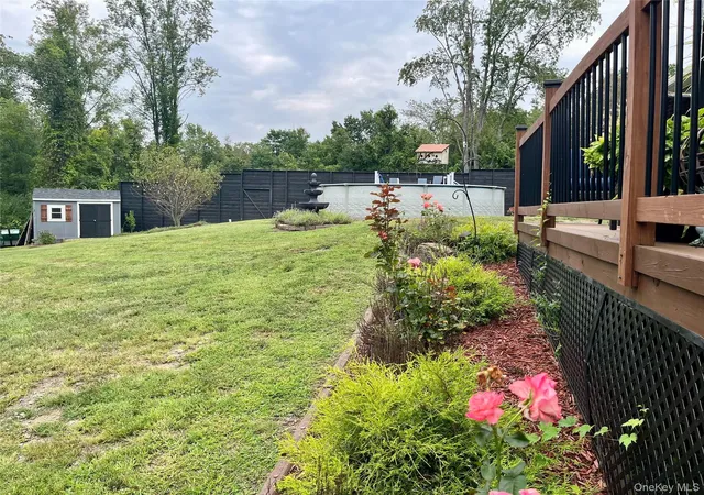 Photo 4 of Single family home for sale at 4 Quail Ln, Clermont, NY 12583 | MLS# 1044732 | Listing updated on 2026-10-04