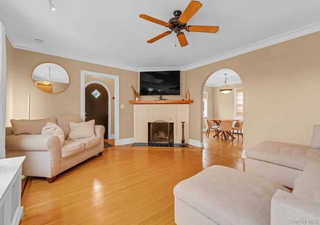 Photo 3 of Single family home for sale at 21 Hampton Ave, North Hempstead, NY 11507 | MLS# 1044734 | Listing updated on 2026-09-25