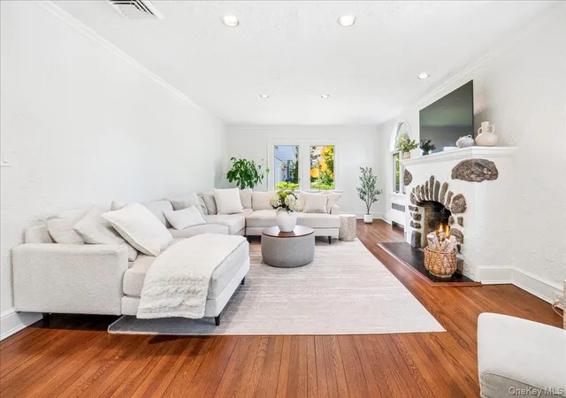 Photo 3 of Single family home for sale at 62 Broadfield Rd, New Rochelle, NY 10804 | MLS# 1044738 | Listing updated on 2026-09-06