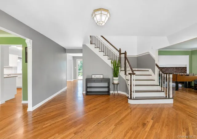 Photo 4 of Sale Pending at 71 Westchester Dr, Brookhaven, NY 11778 | MLS# 1044746 | Listing updated on 2026-10-06