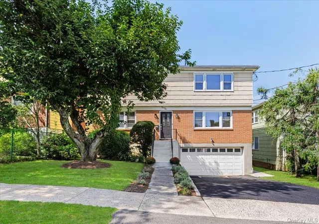 Photo 1 of Sale Pending at 221 Park Ave E, Harrison, NY 10604 | MLS# 1044759 | Listing updated on 2026-09-29