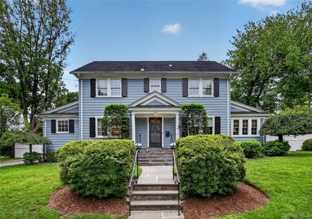 Photo 1 of Single family home for sale at 26 Brookside Cir, Yonkers, NY 10708 | MLS# 1044763 | Listing updated on 2026-09-08