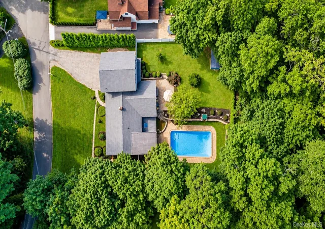 Photo 2 of Single family home for sale at 15 Tulip Rd, Ossining, NY 10510 | MLS# 1044782 | Listing updated on 2026-09-26