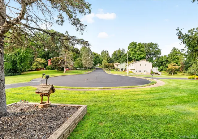 Photo 4 of Single family home for sale at 1 Ann Ave, Stony Point, NY 10980 | MLS# 1044790 | Listing updated on 2026-09-01