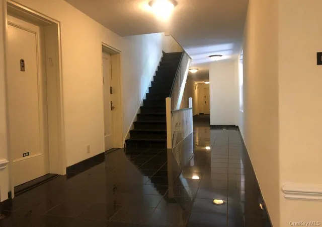 Listing Photo 5 - Condo for sale in building located at 15 Canterbury, North Hempstead, NY 11021 - Unit #C-13