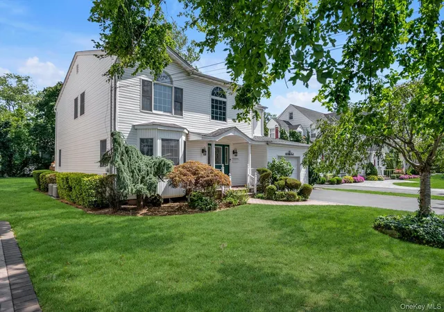 Photo 1 of Single family home for sale at 20 Rhame Ave, Hempstead, NY 11518 | MLS# 1044796 | Listing updated on 2026-09-19
