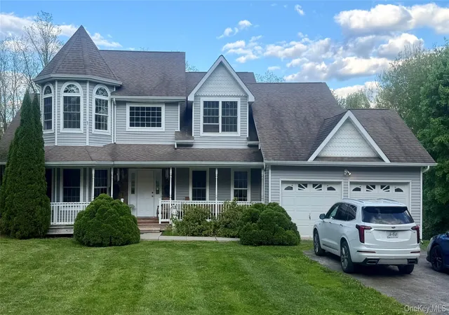 Photo 1 of Single family home for sale at 14 Clark Ln, Marlboro, NY 12547 | MLS# 1044799 | Listing updated on 2026-09-05