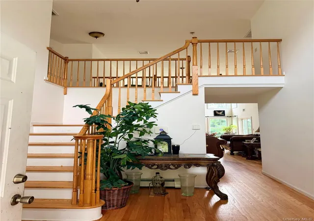 Photo 3 of Single family home for sale at 14 Clark Ln, Marlboro, NY 12547 | MLS# 1044799 | Listing updated on 2026-09-05