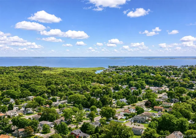 Photo 31 of Single family home for sale at 37 Gladstone Ave, Islip, NY 11795 | MLS# 1044812 | Listing updated on 2026-09-06