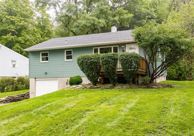 Photo 1 of Sale Pending at 18 Van Wert Pl, Hyde Park, NY 12538 | MLS# 1044823 | Listing updated on 2026-10-08
