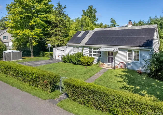 Photo 1 of Single family home for sale at 27 Old Ml Rd, Esopus, NY 12429 | MLS# 1044825 | Listing updated on 2026-09-02