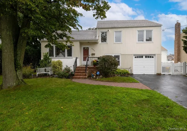Photo 2 of Single family home for sale at 3352 4th Street, Hempstead, NY 11572 | MLS# 1044848 | Listing updated on 2026-10-05