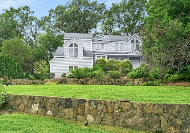 Photo 2 of Single family home for sale at 35 Highridge Rd, Greenburgh, NY 10530 | MLS# 1044854 | Listing updated on 2026-09-12