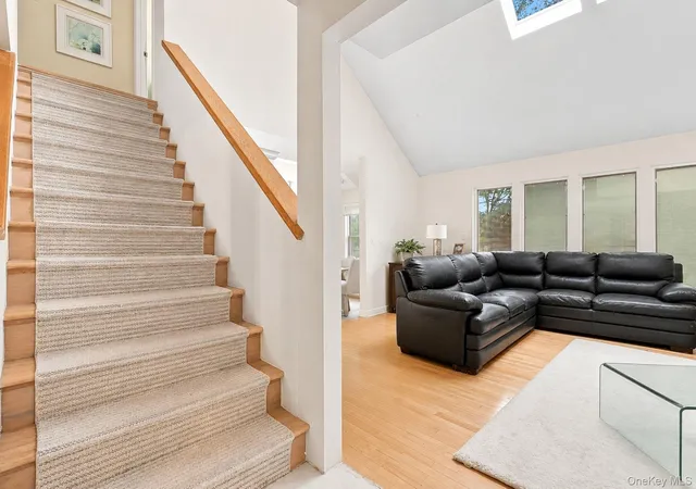 Photo 3 of Single family home for sale at 35 Highridge Rd, Greenburgh, NY 10530 | MLS# 1044854 | Listing updated on 2026-10-21
