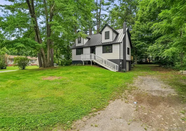 Photo 3 of Single family home for sale at 44 David Ln, Mamakating, NY 12790 | MLS# 1044863 | Listing updated on 2026-10-04
