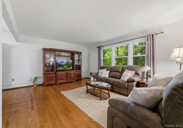Photo 3 of Single family home for sale at 54 Deans Brg Rd, Somers, NY 10589 | MLS# 1044881 | Listing updated on 2026-10-05
