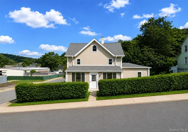 Photo 1 of Single family home for sale at 103 S Broad St, Peekskill, NY 10566 | MLS# 1044893 | Listing updated on 2026-09-03