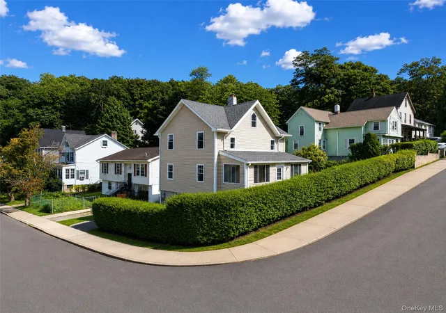 Photo 2 of Single family home for sale at 103 S Broad St, Peekskill, NY 10566 | MLS# 1044893 | Listing updated on 2026-09-03