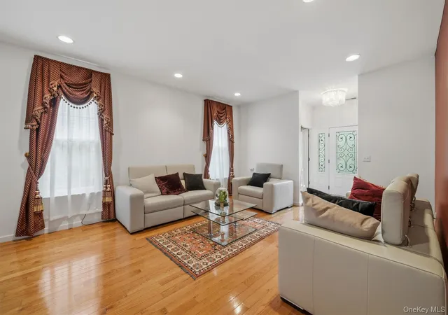 Photo 2 of Single family home for sale at 26 Scofield Ct, Peekskill, NY 10566 | MLS# 1044904 | Listing updated on 2026-09-06