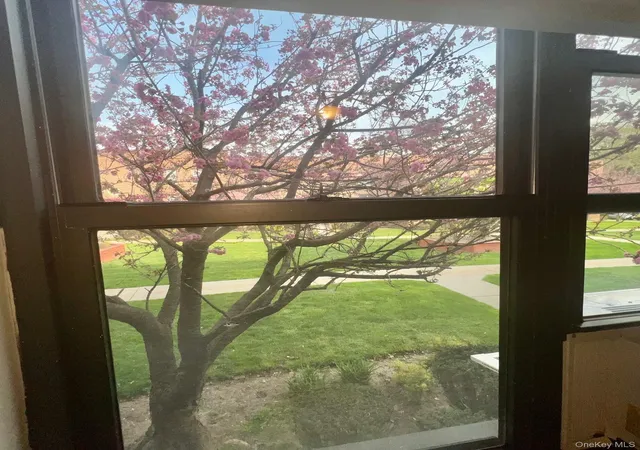 Photo 3 of Condo for sale at 204 Richbell Rd #B4, Mamaroneck, NY 10543 | MLS# 1044930 | Listing updated on 2026-09-02
