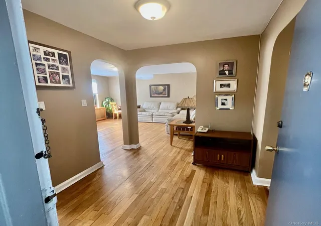 Listing Photo 4 - Condo for sale in building located at 204 Richbell Rd, Mamaroneck, NY 10543 - Unit #B4